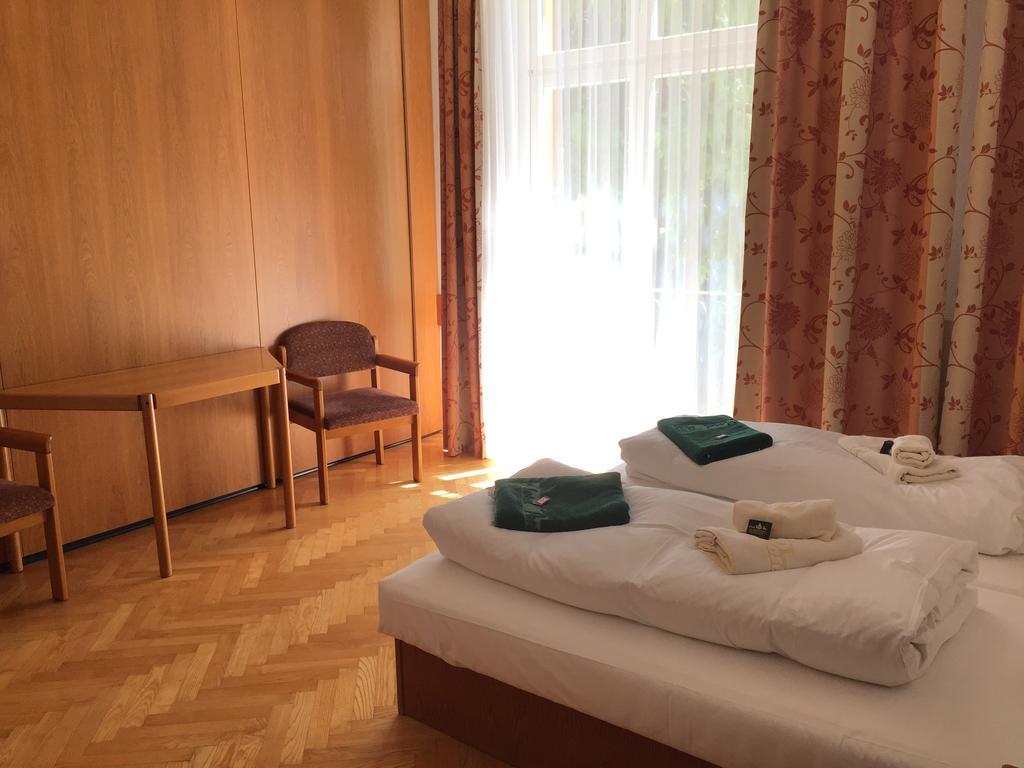 See-hotel Post Am Attersee 4*Weißenbach Am Attersee见美国邮政局局长
